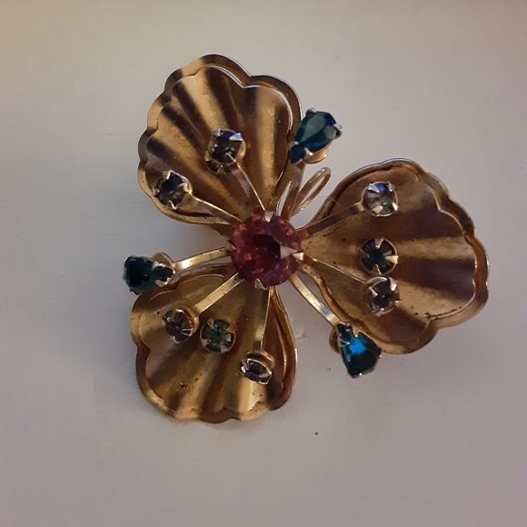 Blue Purple Green Rhinestone Gold Tone Flower Pin / Pendent - Picture 2 of 3